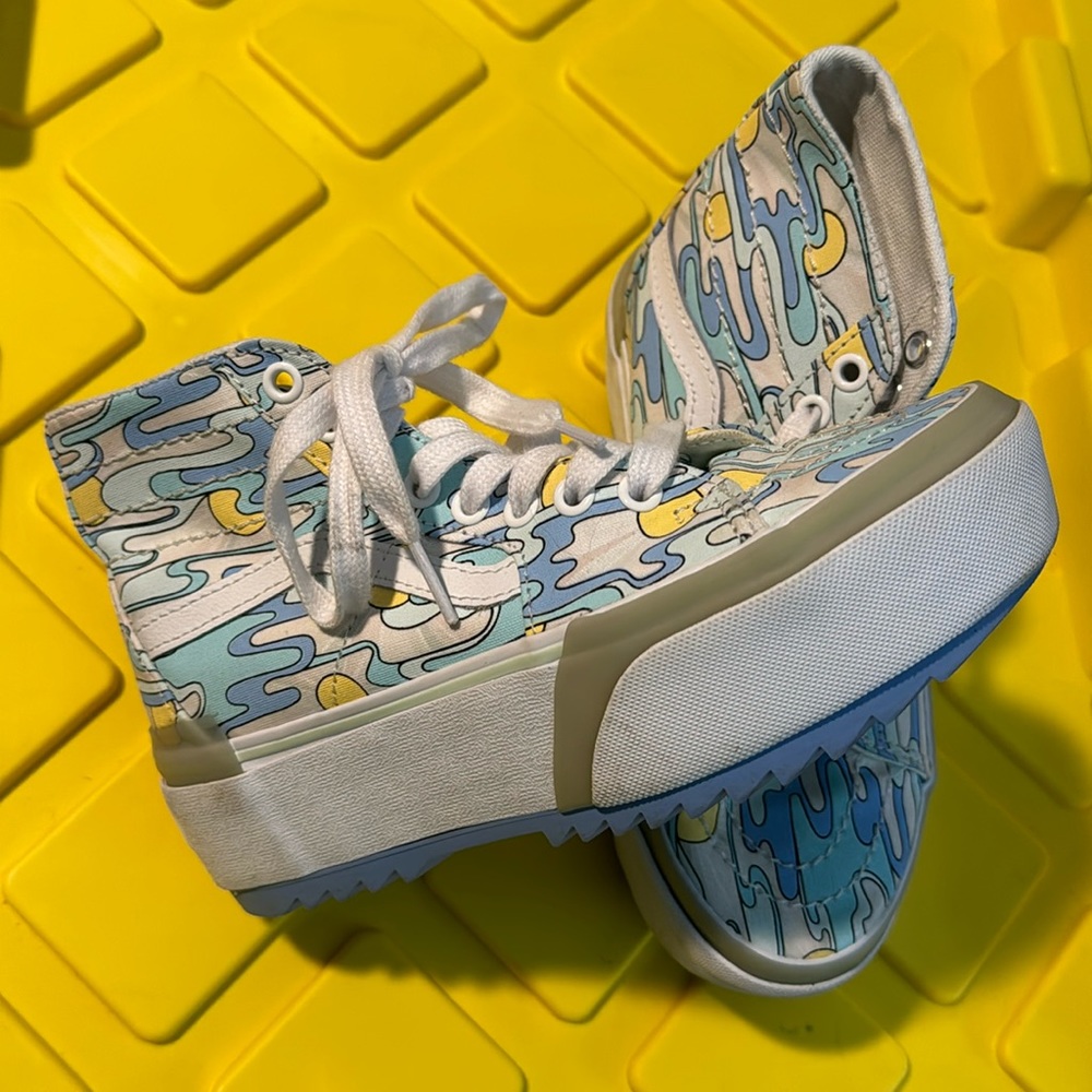 Vans!!